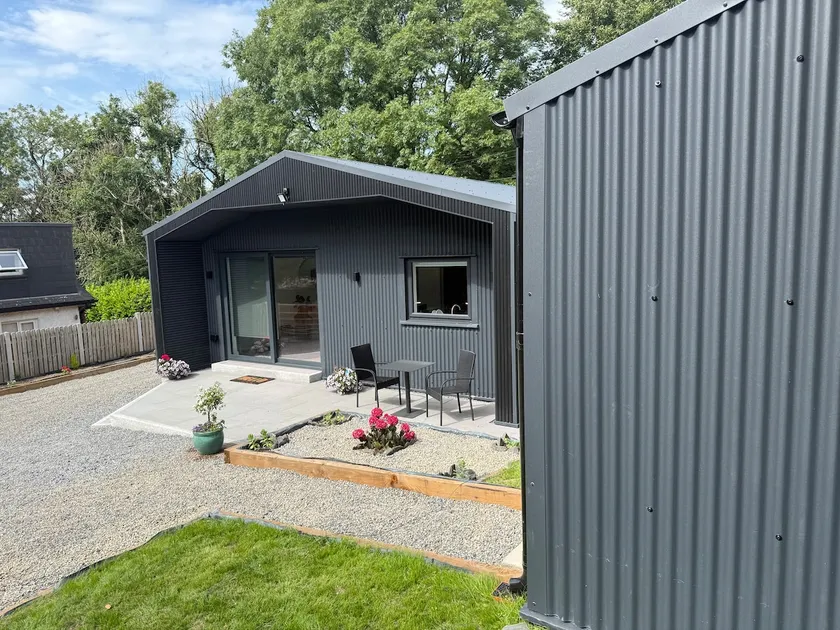 The Dublin Mountains Lodge -Style lives in Nature - Image 1