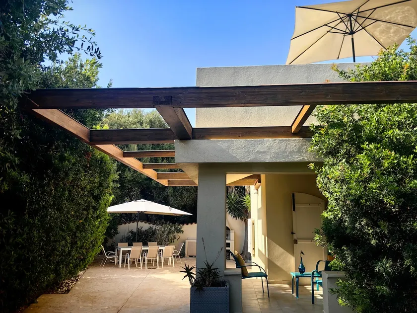 Villa Marina Art Guesthouse - Image 1