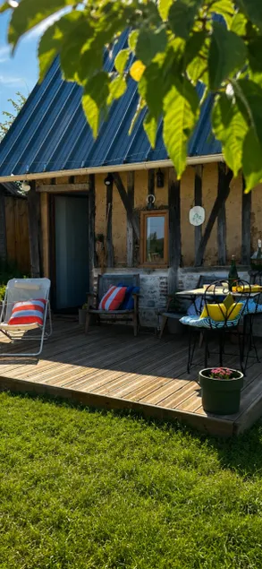 A Secret in the Orchard~dog-friendly~hot tub~massage - Image 1