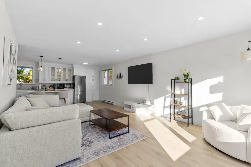 New 2BR · 2 Baths · Free Parking · Signal Hill - Image 1