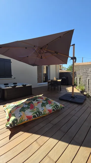 Renovated house with private Jacuzzi for 4/6 people - Image 1