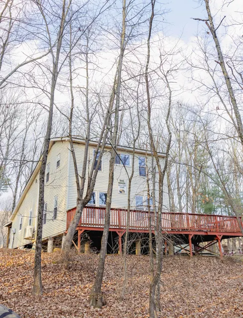 Private Wooded Retreat Near Penns Creek | Fire Pit - Image 1