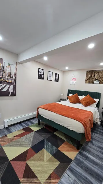 The Emerald Loft | Near NYC & MetLife - Image 1
