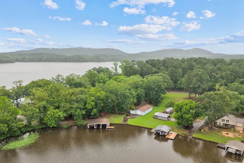 Rustic haven on beautiful Lay Lake-Shelby Shores - Image 1