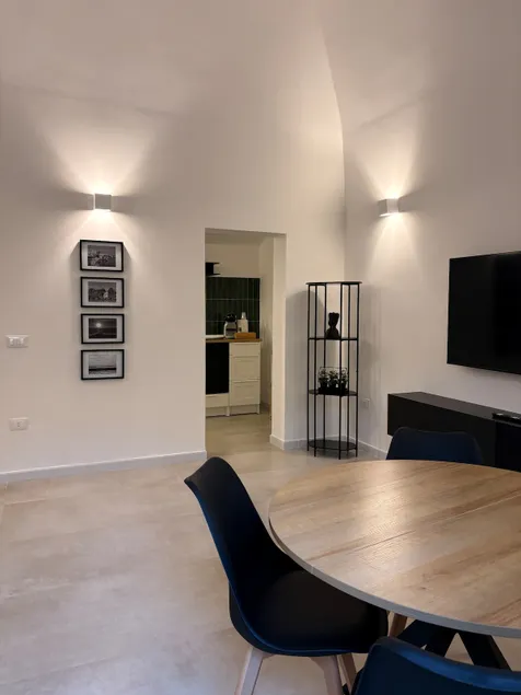 Design and comfort within walking distance of the center of Taranto - Image 1