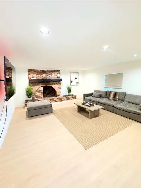 Fully Remodeled 4BD/2BTH Home Full of Amenities - Image 1