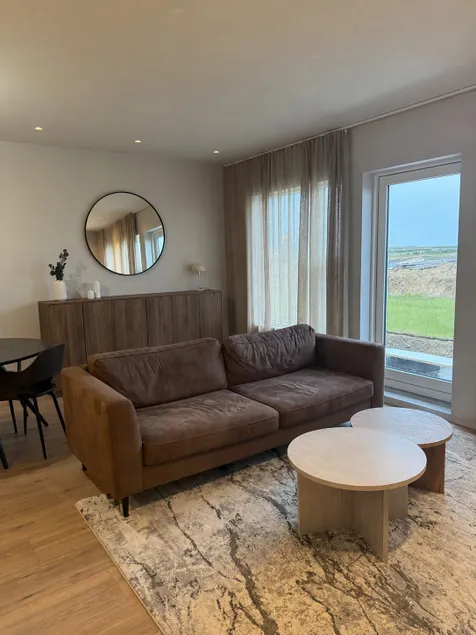 Brand New 3 Bedroom House 5 minutes from Airport - Image 1