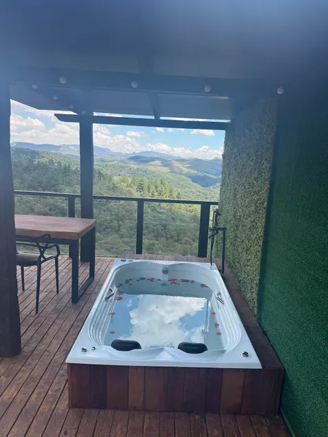 Charmee Chalet - Image 1