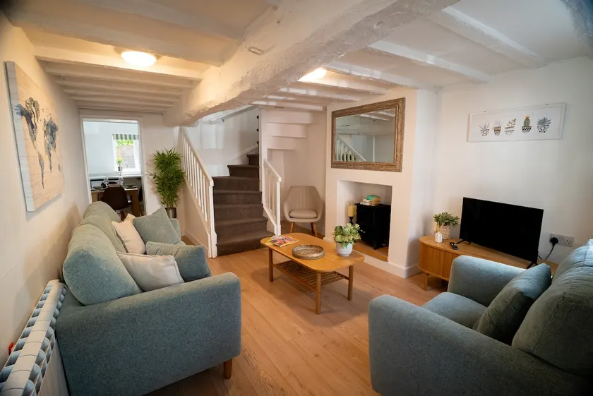 Cosy 2-Bed Cottage in Historic Darley Abbey - Image 1