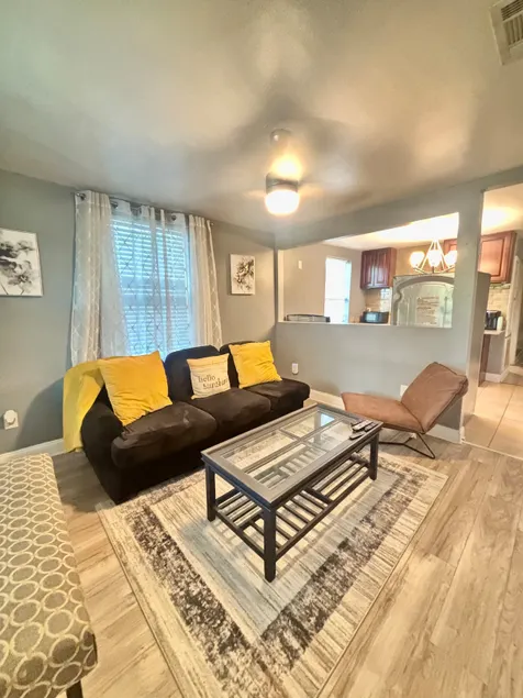 Little Riverhouse Stays - Image 1