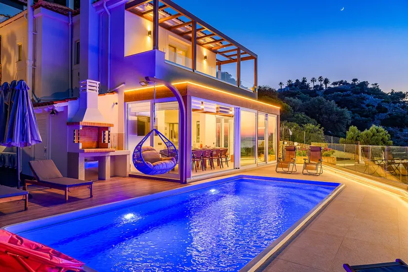 Sea & Sky Villa - Sunrise to Sunset Luxury in a Peaceful Setting - Image 1