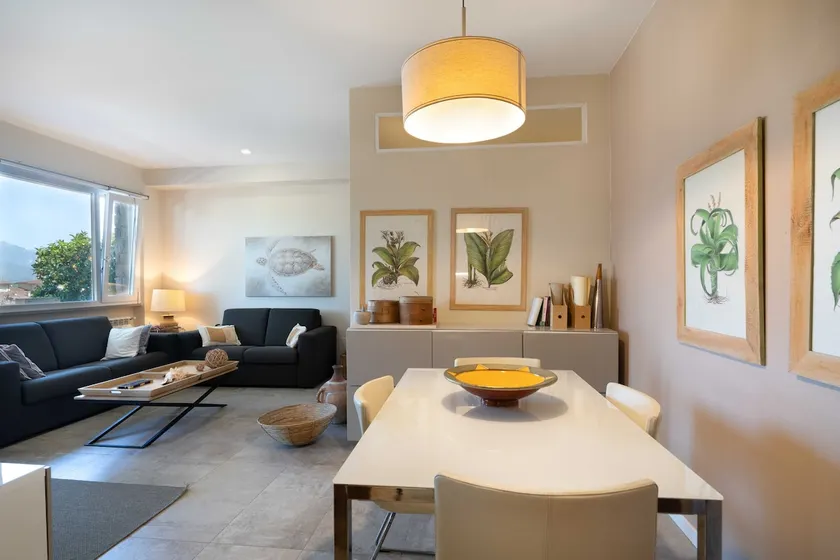 Mediterranean design, terrace and private parking - Image 1