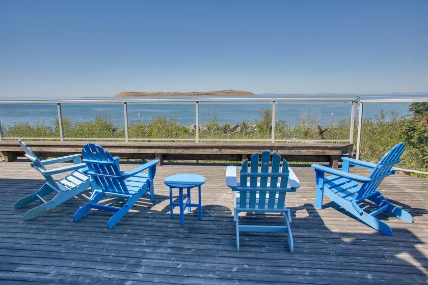 Direct Beach Access! Quiet Diamond Point Retreat - Image 1