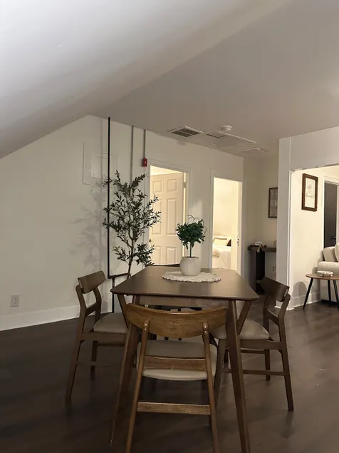 Charming Rhode Island Loft | Sleeps 4 - Image 1