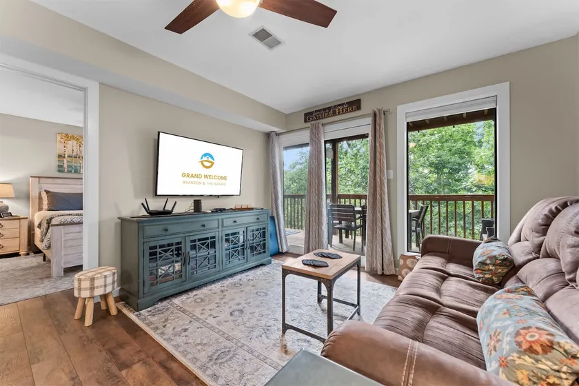 Ozark Mountain Getaway Balcony - Image 1