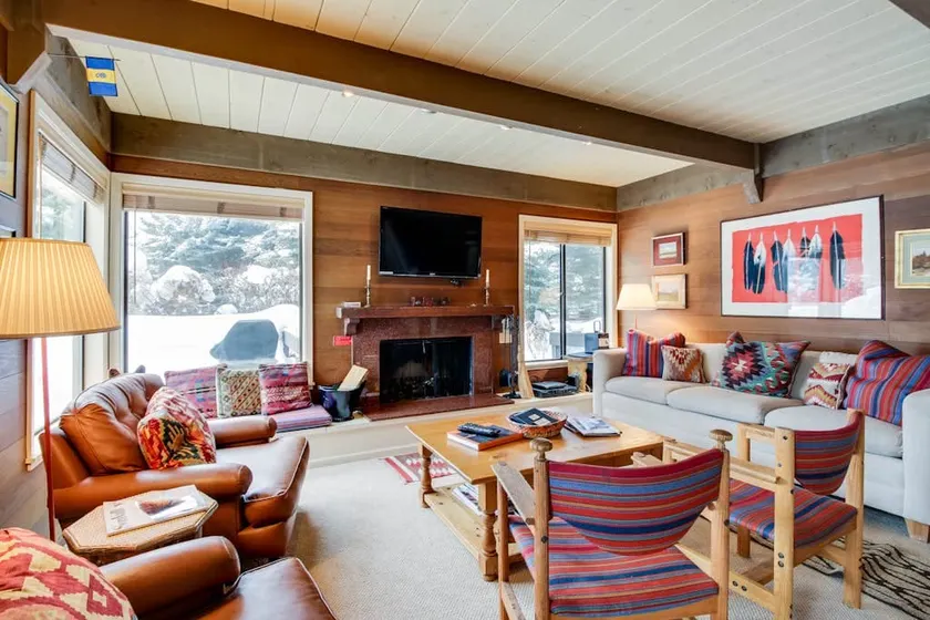 Cozy 5BR Mountainview | Balcony | Pool - Image 1