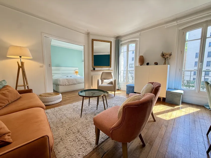 Élégance Beaugrenelle • Eiffel Tower • 2 bedrooms - Image 1