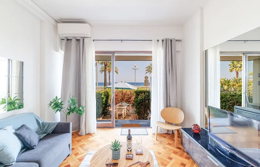 MY CASA - PROM 193-A - Apartement in Front of the sea 1 room with terrace and garden - Image 1
