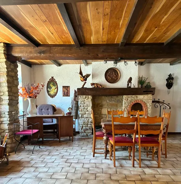 Rustic house: garden, pool table. Pairi Daiza is 4 km away. - Image 1