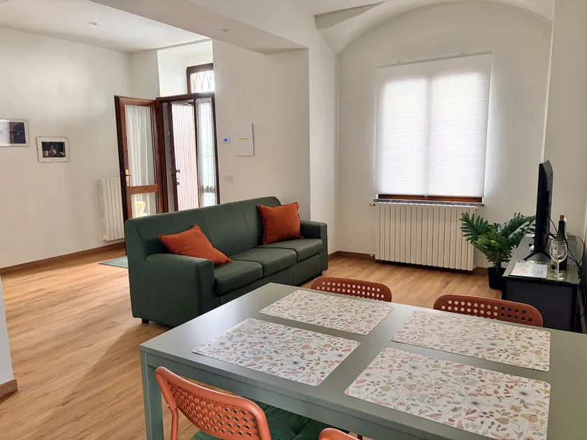 Casa Elmo Borgo di Corenno - Image 1