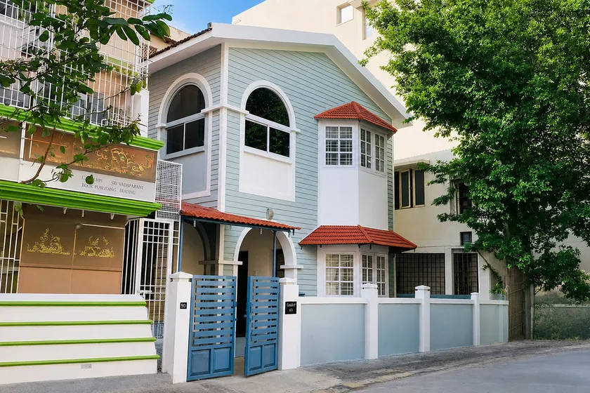South Scape Cozy 3BHK Villa with Private Theatre - Image 1
