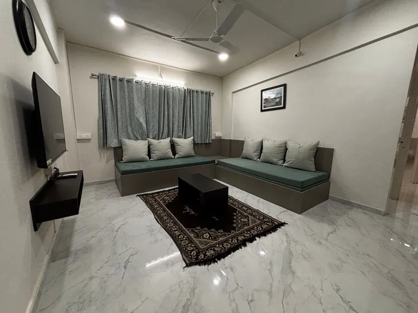 Aabha - Flat in the Heart of the City - Image 1