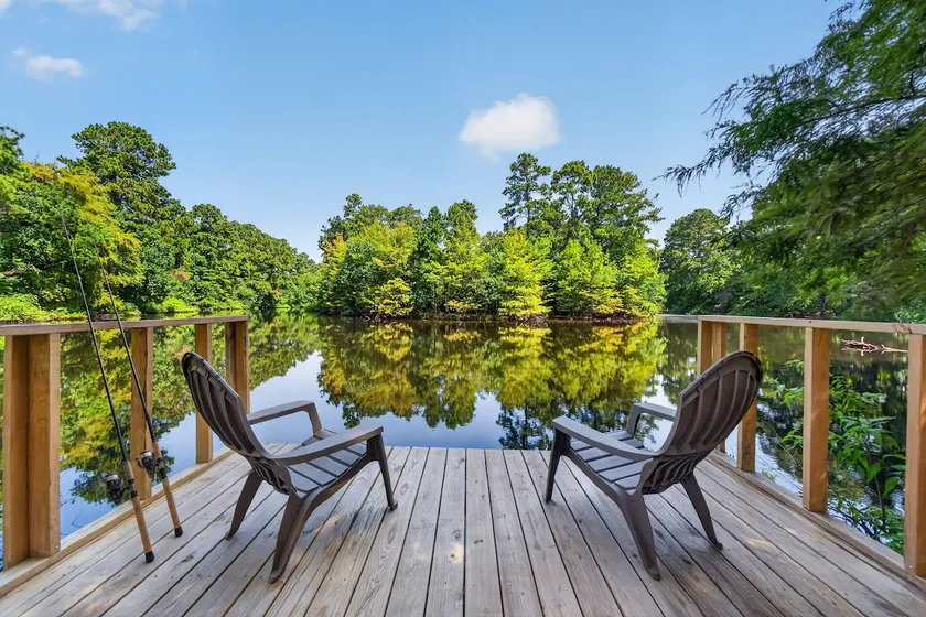 Lakefront Stay | Remote Work + Weekend Escape - Image 1