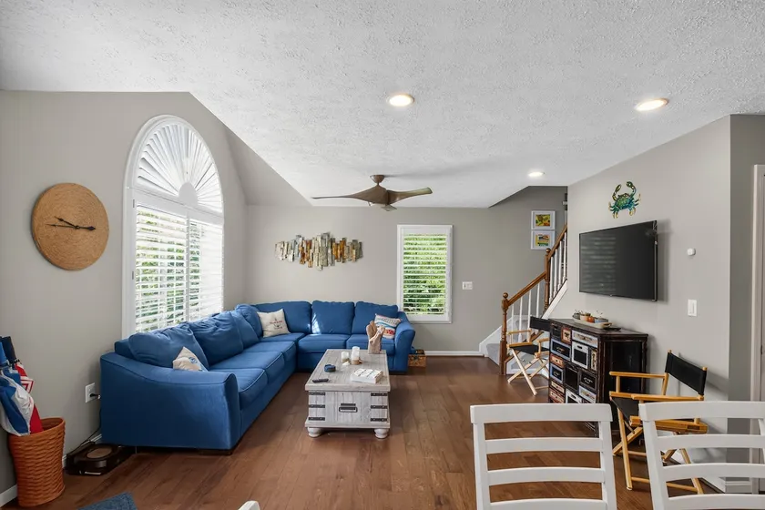 3 bedroom house in Tall Timbers - Image 1