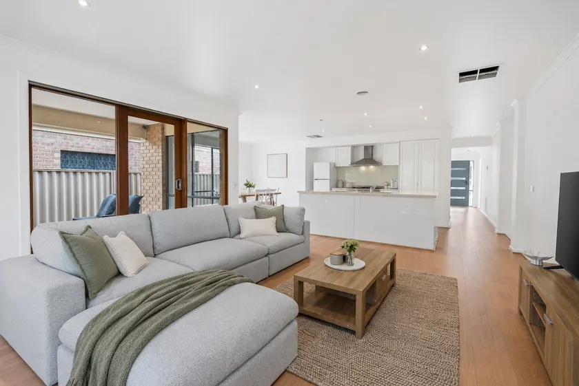 Springside Retreat by Ready Set Stay - Image 1