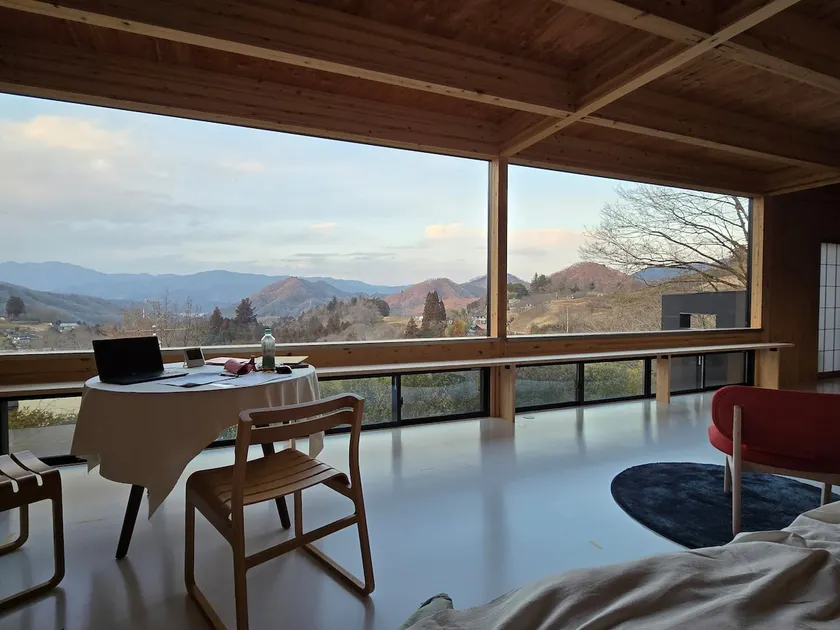 8m window overlooking the mountains | Private rental accommodation for spending a day in nature, limited to one group per day - Image 1