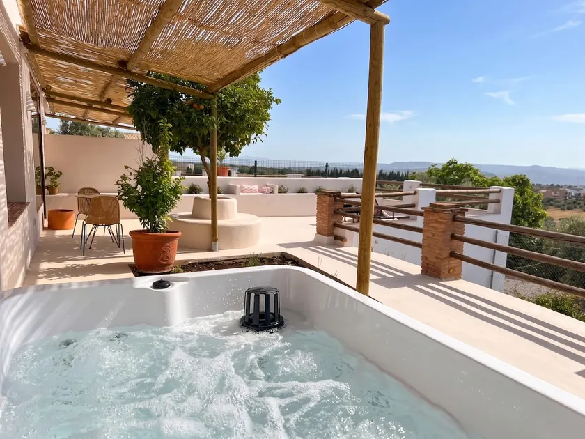 Lenta Suite 5 Nahla: Private Jacuzzi, pool - Image 1