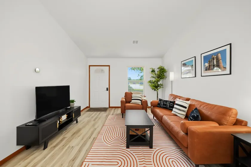 The Salina Suite - Image 1