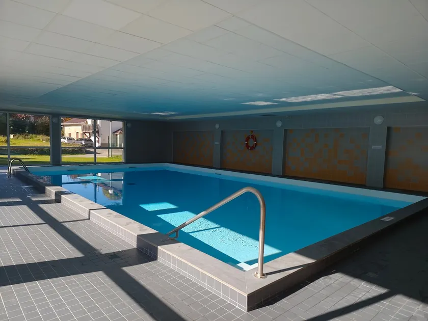 Chic & Cosy Apartment balcony, pool and tennis - Image 1