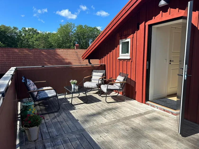 Newly built apartment in the countryside - Image 1