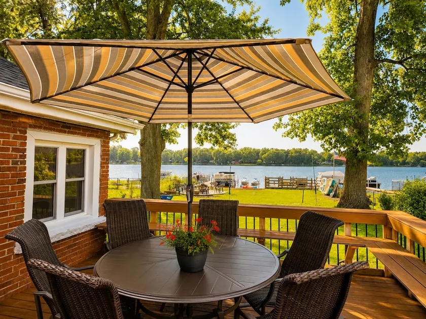 Lakeside Vista | 4 Seasons Waterfront Resort - Image 1