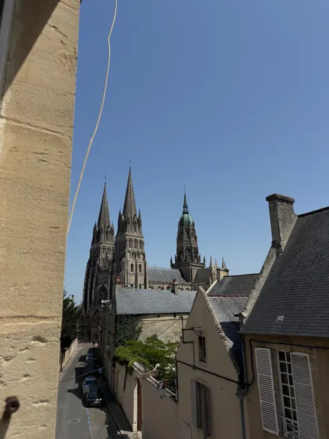 The unforgettable Bayeux window - Image 1