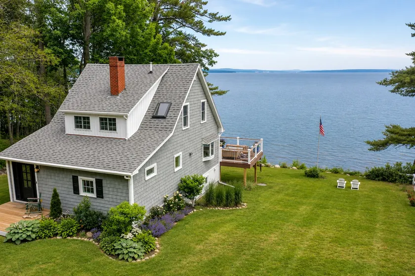 ”Seaswept” Oceanfront Cottage on Penobscot Bay - Image 1