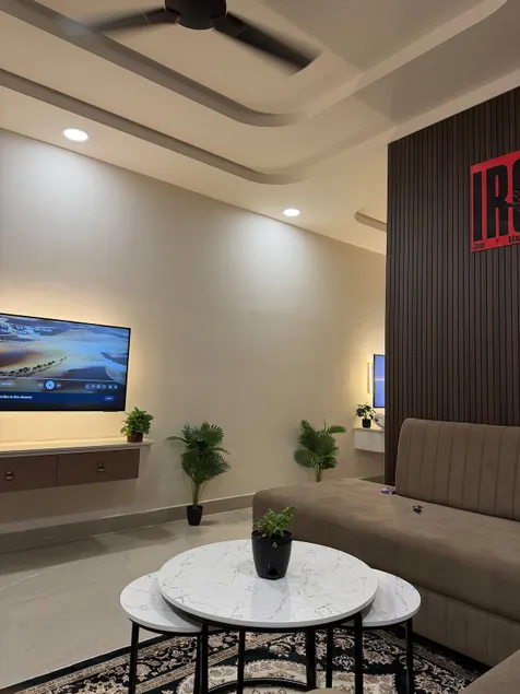 1BHK | Near IFC Tower | Couple Friendly - Image 1