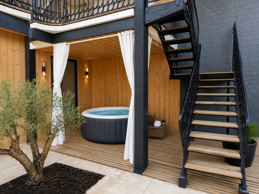 Duplex with Hot Tub & View of the Gave - Image 1