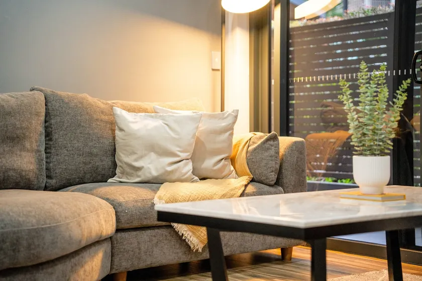 Luxury 3BR Apartment | Pool, Gym, Spa & Parking - Image 1