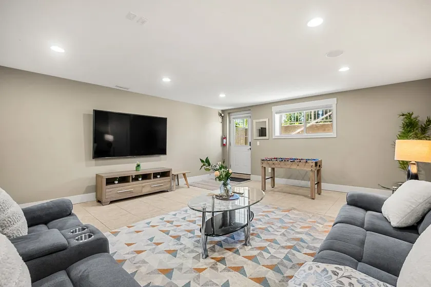 Family Basement Retreat Near Rockies - Image 1