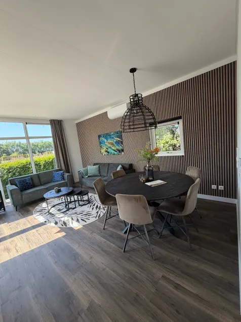 Lounge In Style - Image 1