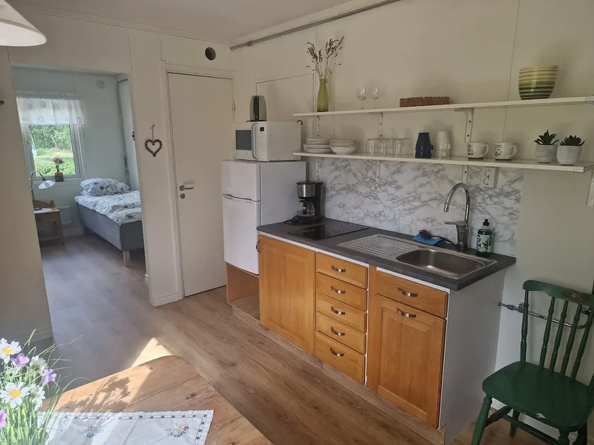 Guest house - Image 1