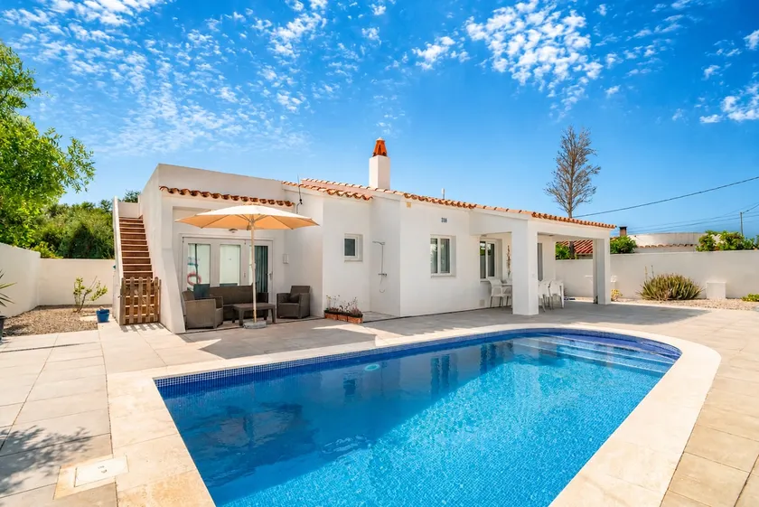 Chalet | Pool | A/C | BBQ | Nearby Beach - Image 1