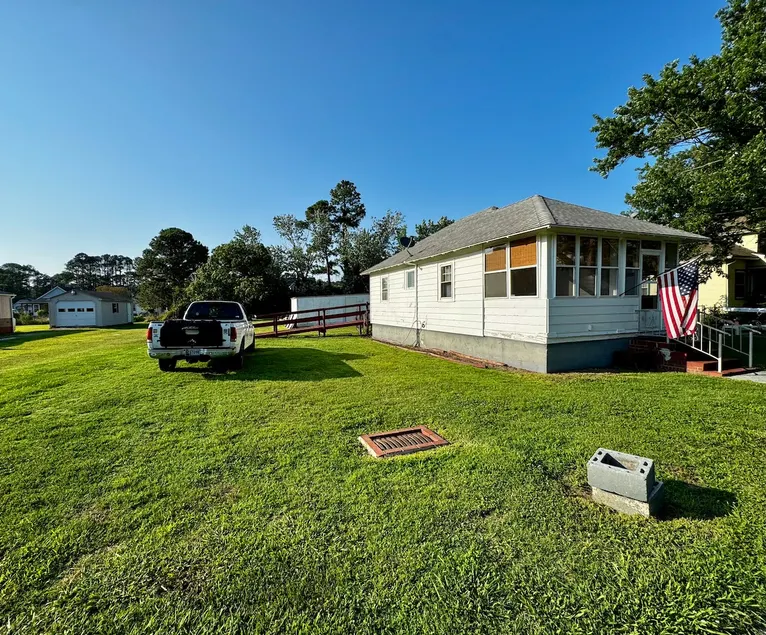 Camp Willy - Image 1