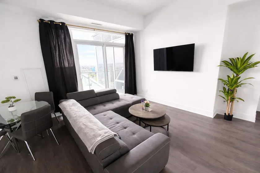 Skyline City View Condo - Bowling, Pool, Gym - Image 1