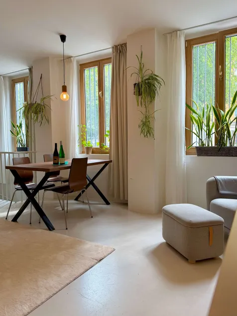 Luxurious 2-story apartment in the heart of Stockholm - Image 1