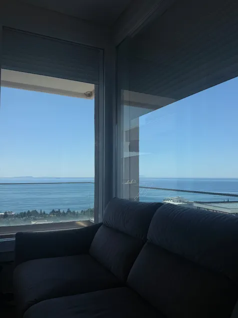 A&X Seaview Apartment - Image 1