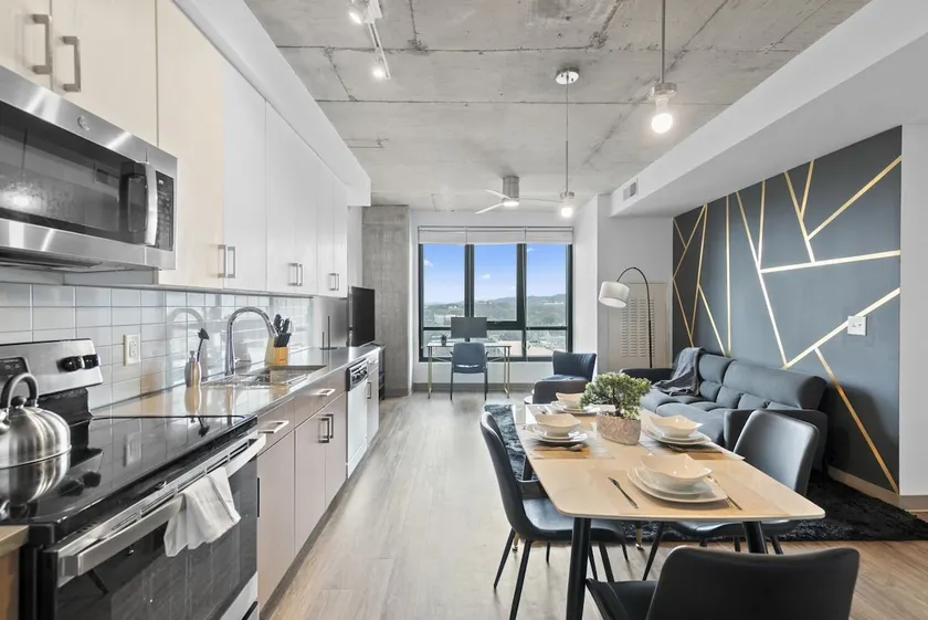 3br 3ba Dreamhouse Condo Downtown 31A - Image 1