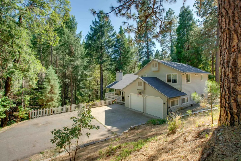 Total Seclusion: Pollock Pines Home on 5 Acres - Image 1
